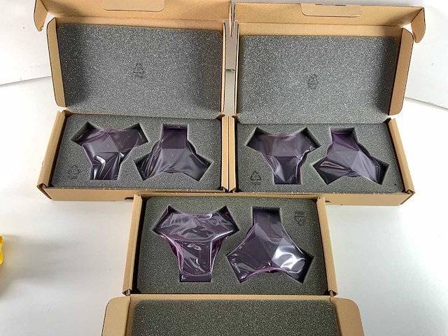 Polycom - (2200-65790-001) realpresence trio ex-mics (x3 new in open box) (3x) - afbeelding 1 van  5