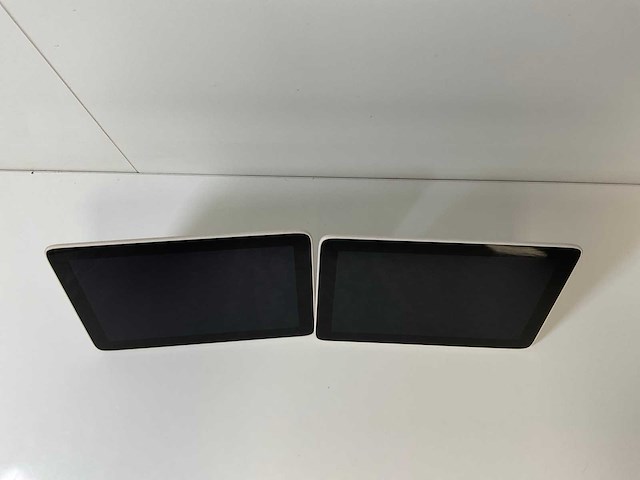 Polycom inc (studio x30), video bar with (tc8)touch control display conference (3x) - afbeelding 12 van  12