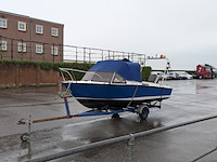 Polyerster boot met trailer - afbeelding 1 van  41