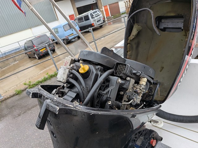 Polyerster boot met trailer - afbeelding 16 van  41