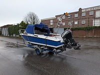 Polyerster boot met trailer - afbeelding 34 van  41