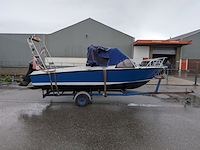 Polyerster boot met trailer - afbeelding 39 van  41