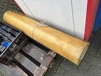Polyester - vlakke plaat op rol - t.b.v. lichtstraat - dakmateriaal - afbeelding 2 van  4