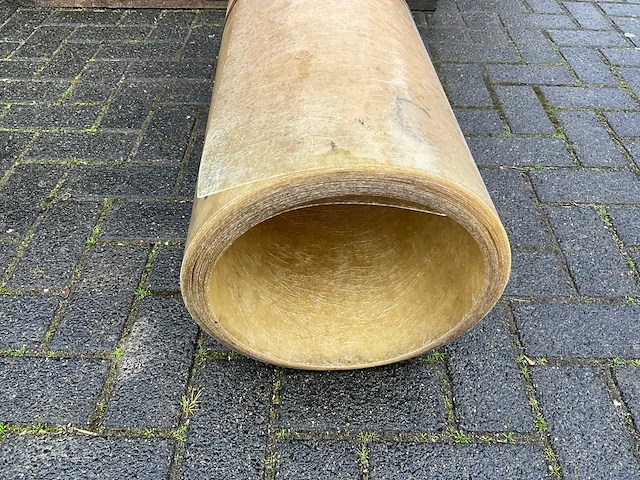 Polyester - vlakke plaat op rol - t.b.v. lichtstraat - dakmaterialen - afbeelding 2 van  2