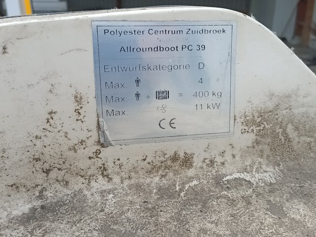 Polyester boot, pl39fish met boottrailer - afbeelding 10 van  10