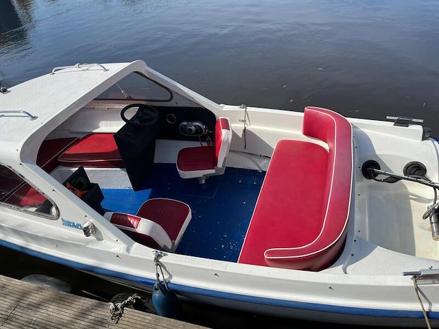 Polyester kajuitboot, kmv, met mercury f 15 el buitenboordmotor op pega boottrailer - afbeelding 5 van  31