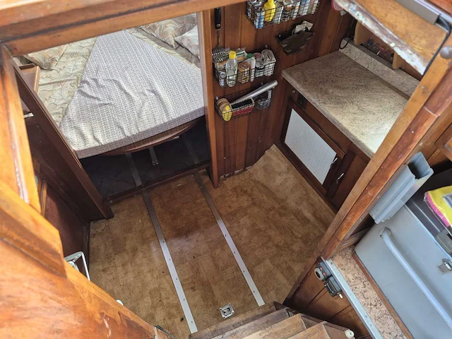 Polyester kruiser - motor yacht - afbeelding 8 van  49