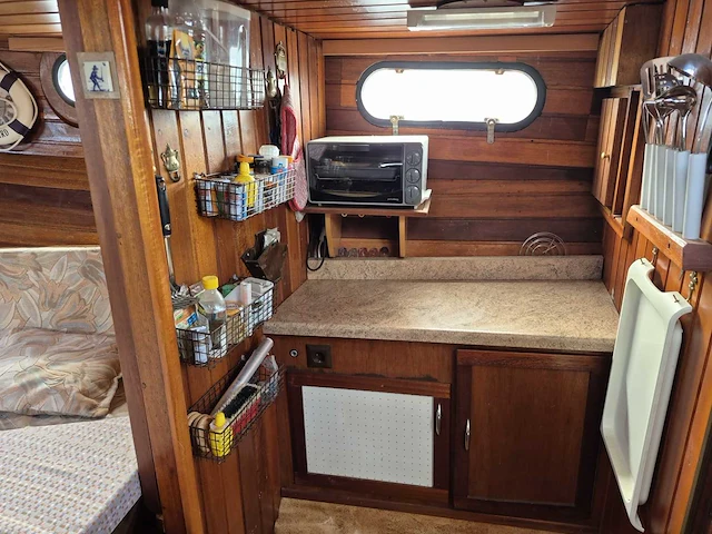 Polyester kruiser - motor yacht - afbeelding 23 van  49