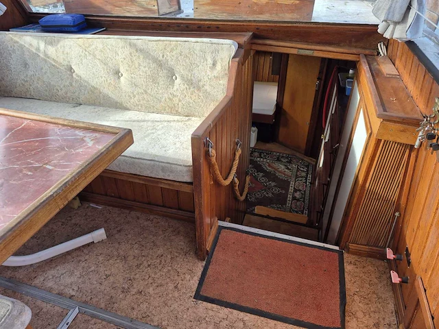Polyester kruiser - motor yacht - afbeelding 25 van  49