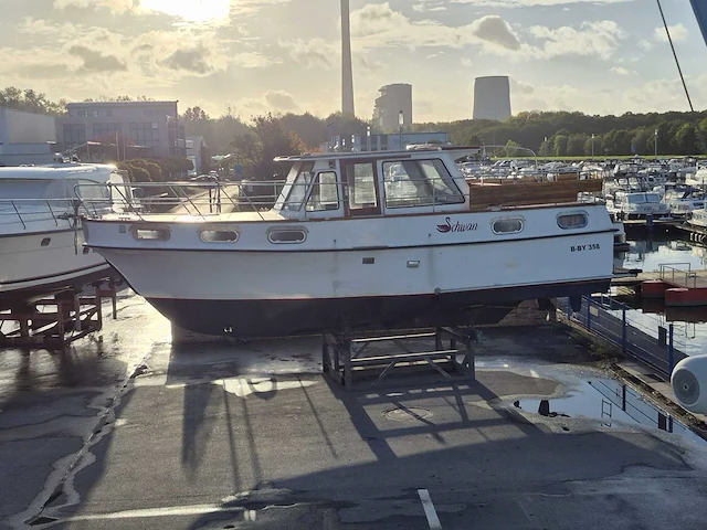 Polyester kruiser - motor yacht - afbeelding 19 van  49