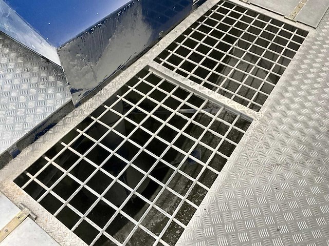 Polyester mengsilo - afbeelding 12 van  12