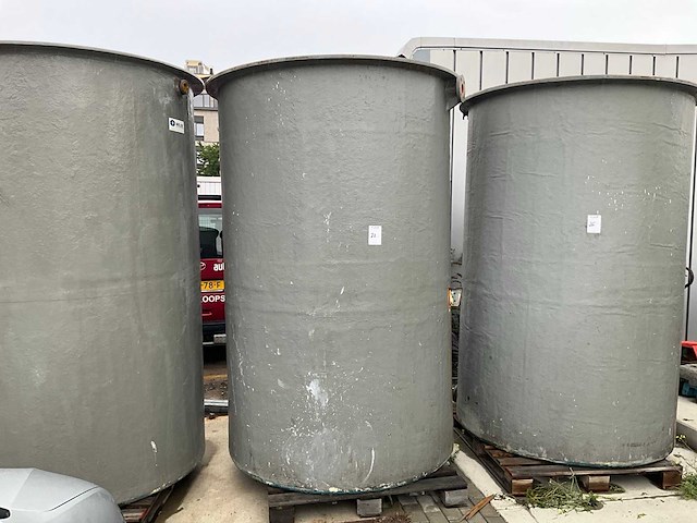 Polyester opslagtank - afbeelding 2 van  4