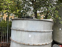 Polyester opslagtank - afbeelding 3 van  3