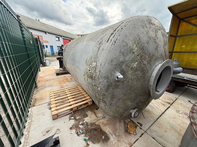 Polyester opslagtank - afbeelding 6 van  6