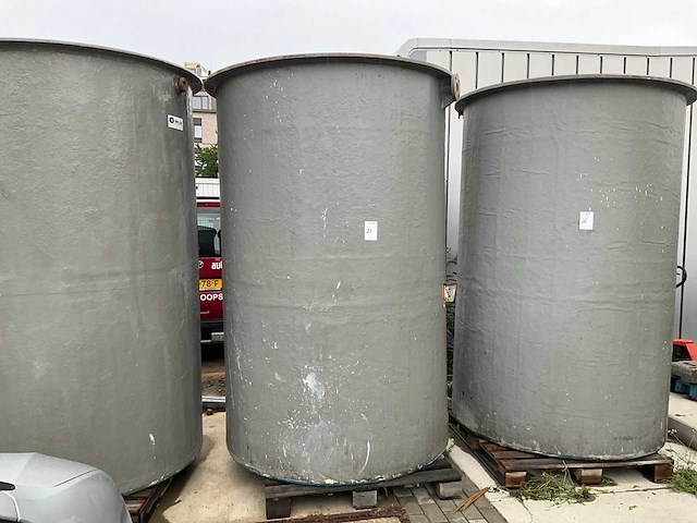 Polyester opslagtank - afbeelding 1 van  4