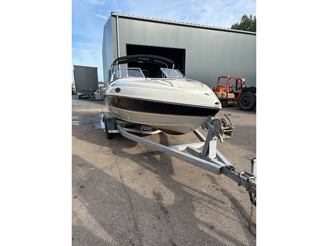 Polyester speedboot met inboard motor, stingray, (58-02-yn) - afbeelding 1 van  40