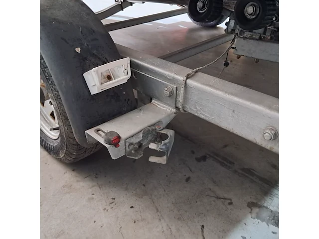 Polyester speedboot met inboard motor, stingray, (58-02-yn) - afbeelding 26 van  40