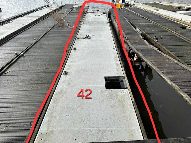 Polyester steiger - afbeelding 1 van  2