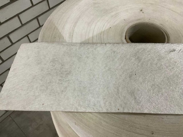 Polyester vlies op rol (7x) - afbeelding 2 van  3