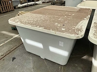 Polyester waterreservoir