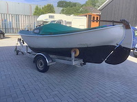 Polyester zeilboot met trailer - afbeelding 3 van  9