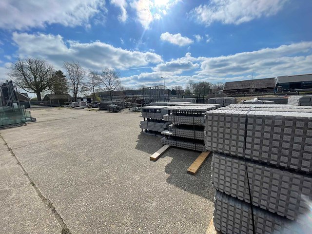 Polyform / eps - grote partij isolerende bekistings-bouw wand element voor passief bouwen - afbeelding 23 van  28