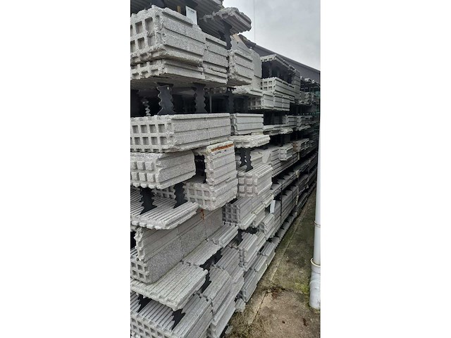 Polyform / eps - grote partij isolerende bekistings-bouw wand element voor passief bouwen - afbeelding 15 van  28