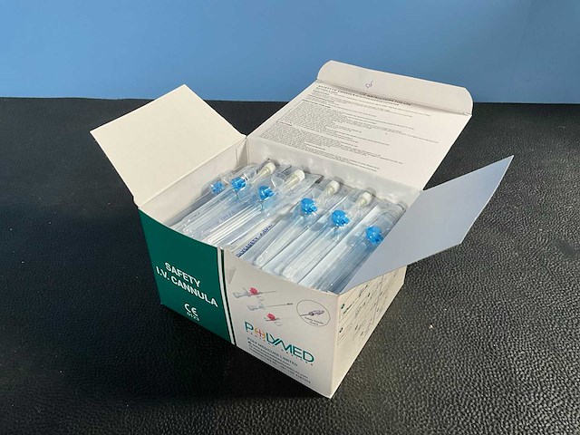 Polymed - veilige i.v. naalden - adva 22gx25mm (box/50) (90x) - afbeelding 1 van  6