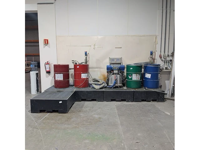Polyurea doseerapparaat met divers toebehoren graco, reactor e-xp2 - afbeelding 1 van  30