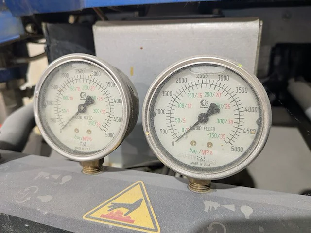 Polyurea doseerapparaat met divers toebehoren graco, reactor e-xp2 - afbeelding 30 van  30