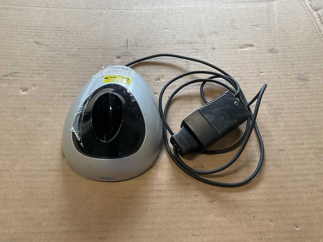 Polywave bluephase 20i dental light charger - afbeelding 2 van  2
