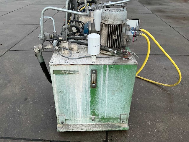 Pomp 110 kw met tank - afbeelding 4 van  13