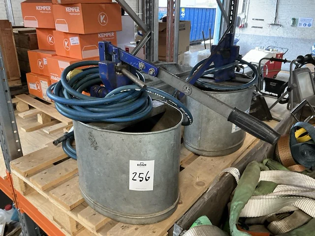 Pomp (2x) - afbeelding 1 van  3