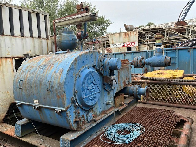 Pomp unit caterpiller 3408 "mud pump f350 with diesel engine" - afbeelding 10 van  14