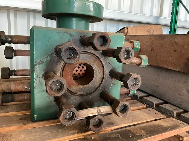 Pomphuis "mud pump hp block" - afbeelding 2 van  3