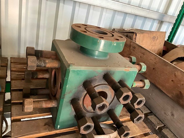 Pomphuis "mud pump hp block" - afbeelding 3 van  3