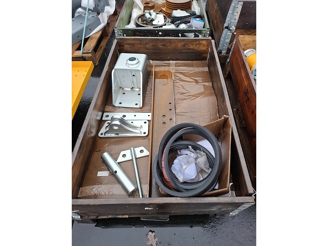 Pompunit in onderdelen, tjalma - afbeelding 11 van  55