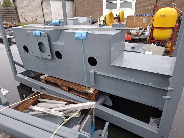 Pompunit in onderdelen, tjalma - afbeelding 47 van  55