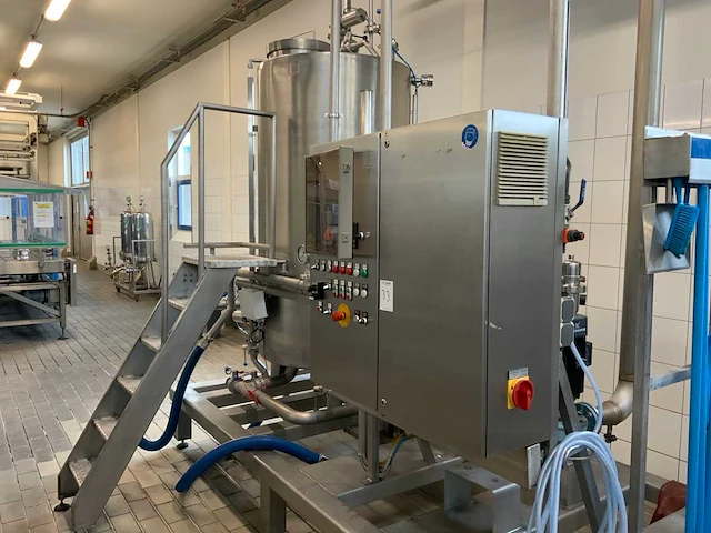 Pompunit met platenwarmtewisselaar en ketel - afbeelding 1 van  19