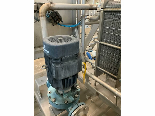 Pompunit met platenwarmtewisselaar en ketel - afbeelding 15 van  19
