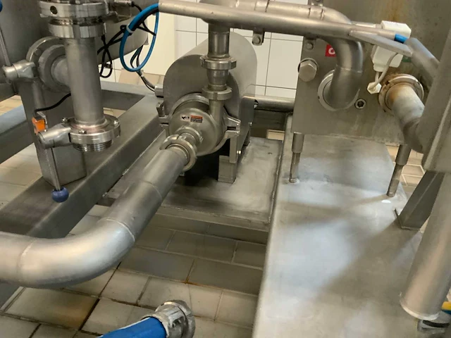 Pompunit met platenwarmtewisselaar en ketel - afbeelding 5 van  19