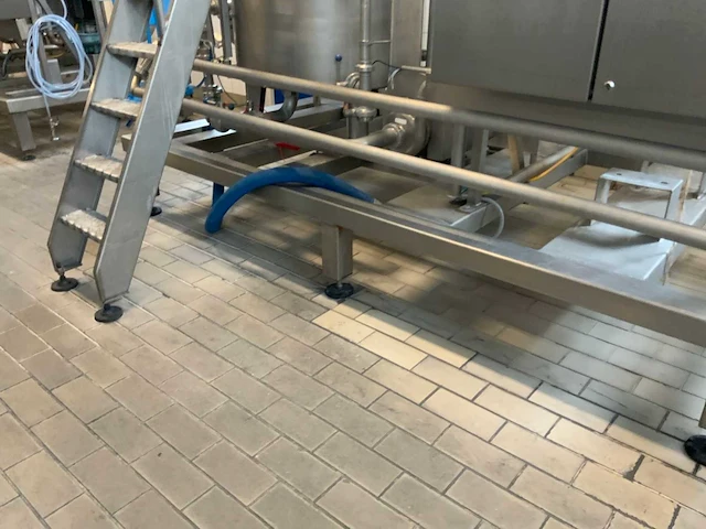 Pompunit met platenwarmtewisselaar en ketel - afbeelding 13 van  19