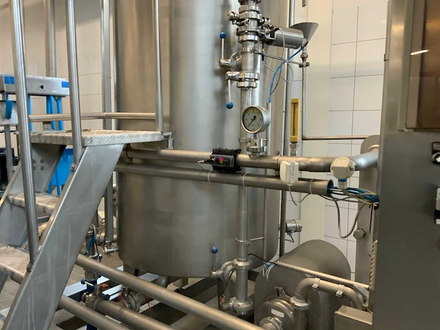 Pompunit met platenwarmtewisselaar en ketel - afbeelding 14 van  19