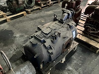 Pompunit - afbeelding 2 van  4