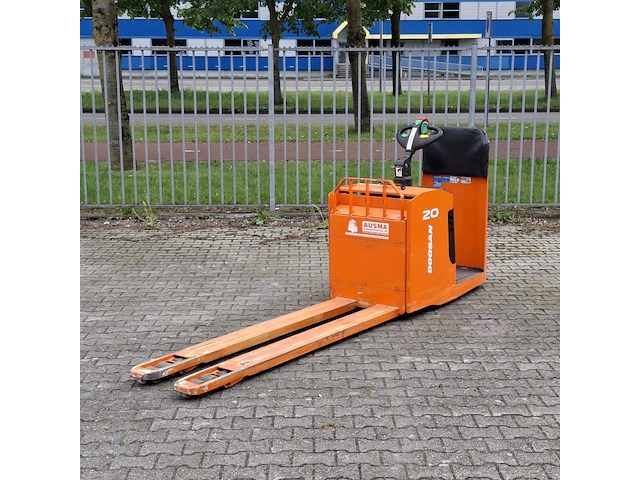 Pompwagen, doosan, lekh20, oranje, 2015 - afbeelding 1 van  28
