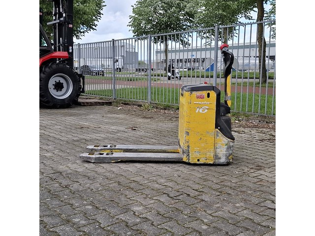 Pompwagen, komatsu, tl16, geel , 2010 - afbeelding 12 van  24