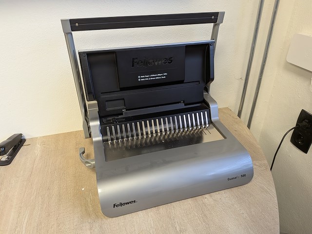 Ponsbindmachine fellowes, quasar+ 500 - afbeelding 3 van  6