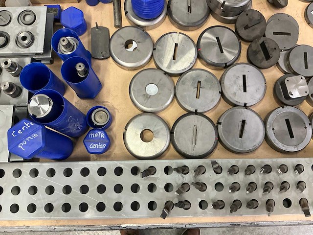 Ponsgereedschap amada tooling - afbeelding 2 van  9