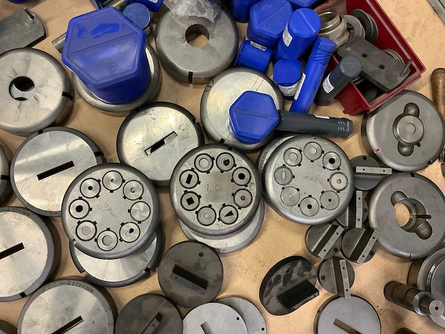 Ponsgereedschap amada tooling - afbeelding 6 van  9