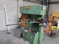 Ponsmachine peddinghaus 60/100h met diverse ponsen. machinenr 4423056885021. - afbeelding 1 van  5